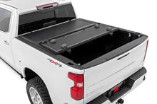 Load image into Gallery viewer, Hard Low Profile Bed Cover | 5'10" Bed | Chevy/GMC Sierra 1500 (19-26)/Silverado 1500 (19-26)
