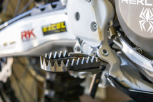 Load image into Gallery viewer, User 1