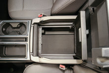 Load image into Gallery viewer, BHRQ_317-01-IMG_003_P06_ANG_A.jpg