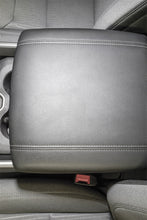 Load image into Gallery viewer, BHRQ_354-01-IMG_005_P06_ANG_A.jpg