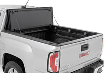 Load image into Gallery viewer, Hard Tri-Fold Flip Up Bed Cover | 5' Bed | Chevy/GMC Canyon/Colorado (15-26)