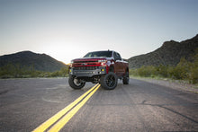 Load image into Gallery viewer, ici-alumilite-bumper-fbm21chn-lifestyle4.jpg