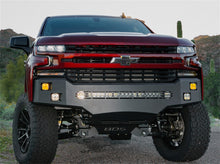 Load image into Gallery viewer, ici-alumilite-bumper-fbm21chn-lifestyle.jpg
