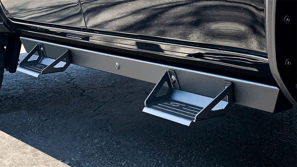 ici-alumilite-steps-truck-lifestyle.jpg