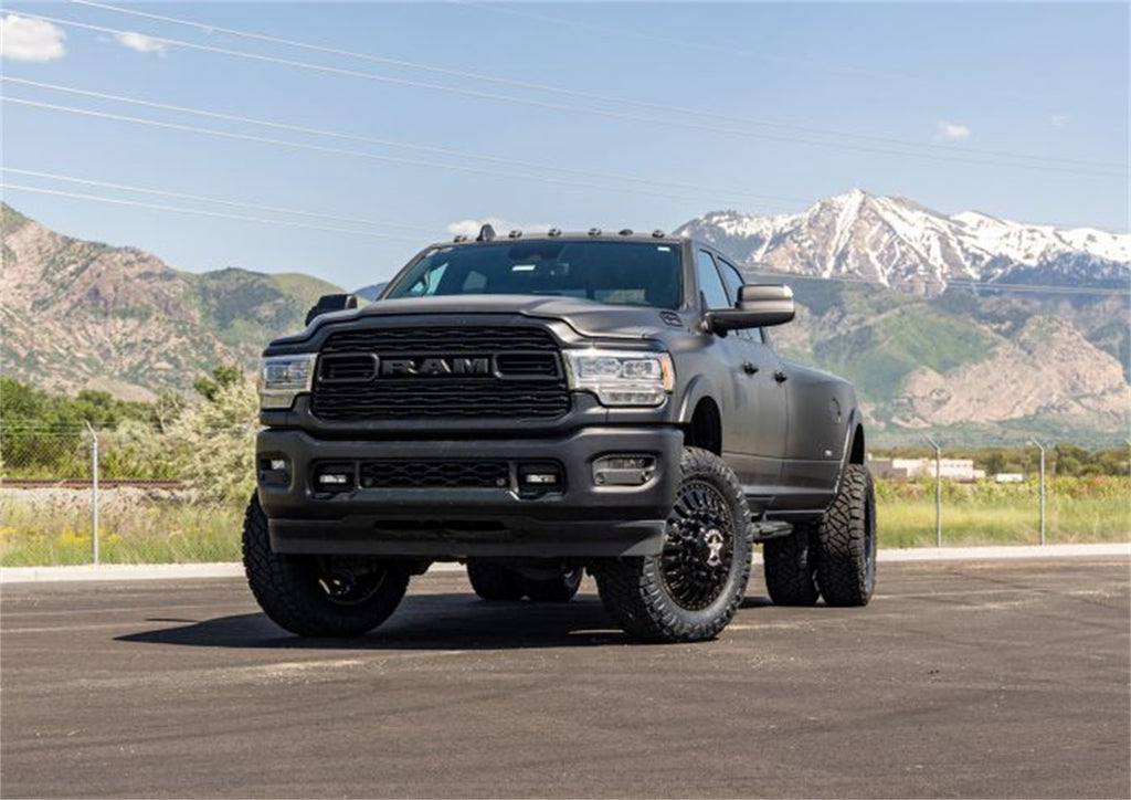 r-2021-ram-dually-3in-lift-w--rear-air-2023.jpg